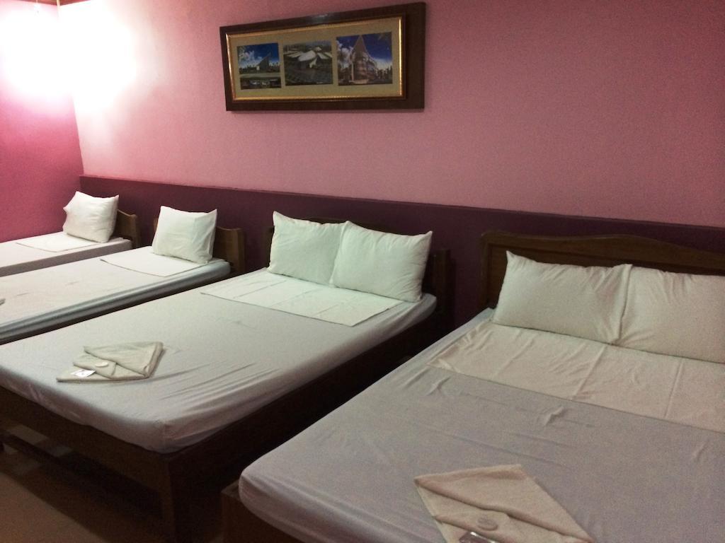 Bed and Breakfast Ysabelle Mansion Пуэрто-Принцеса Экстерьер фото